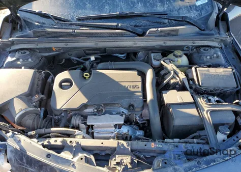 2022 Chevrolet Malibu Lt from USA, damaged, VIN 1G1ZD5ST6NF169517